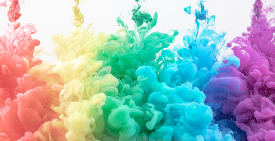 Title illustration: abstract colors splashes in water, rising upwards as soft clouds of colors.